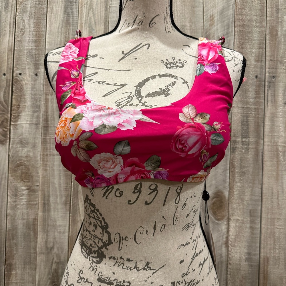 NWT Nanette Lepore Floral Bikini Top